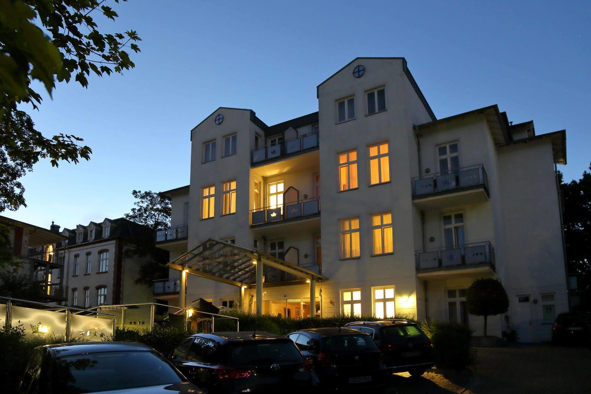 Aparthotel Seeschloesschen Zinnowitz Exterior foto